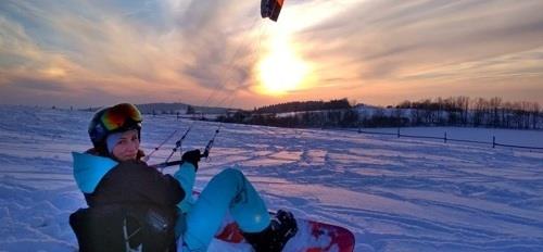 jak vybrat kite kurz a ušetřit - první jízdy na sněhu