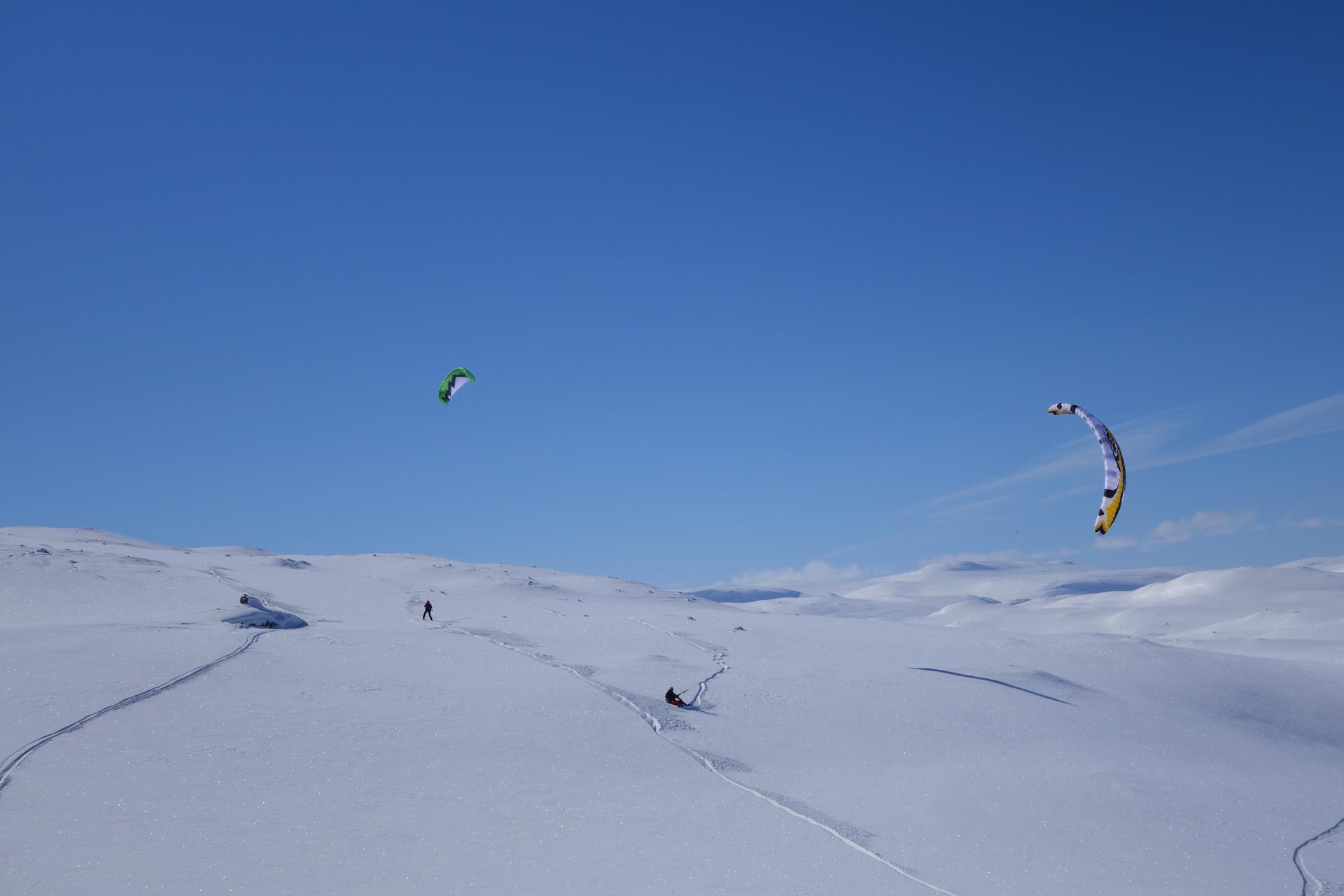 Snowkiting-trip-Norsko-s-Kitesesson-02.jpg
