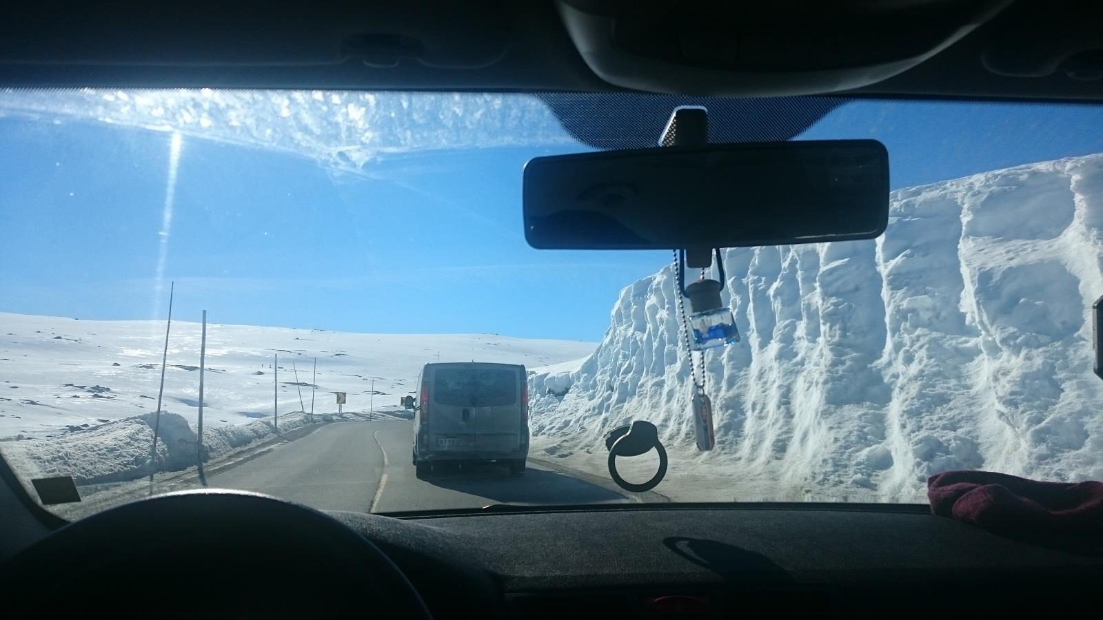 Snowkiting-Norsko-Hardangervidda-cesta-na-spot.JPG