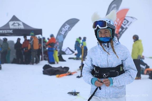 Moldava-cross-country-snowkite-race-2019-Tereza-Dolejsova.jpg