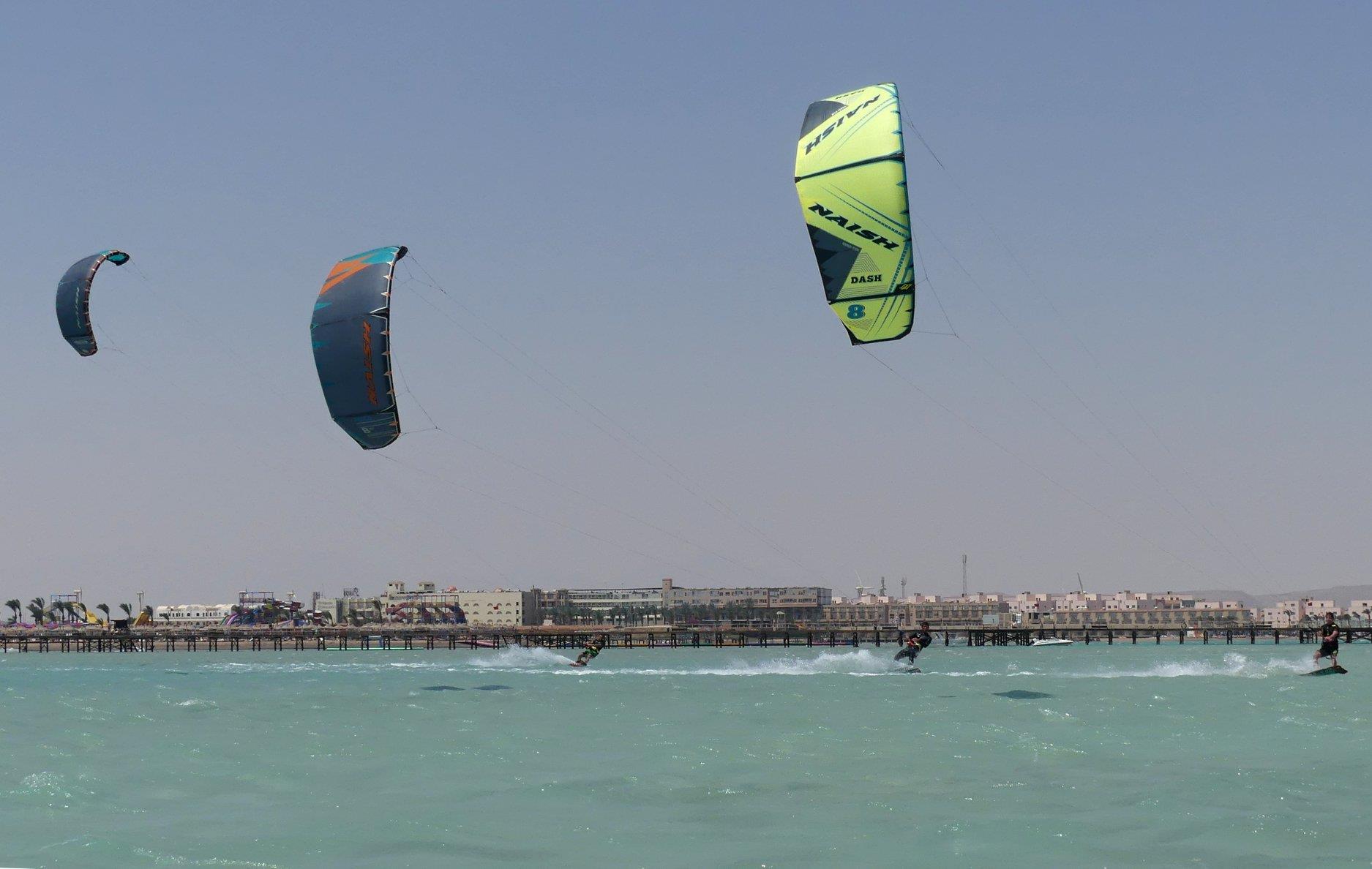 Kite-trip-Egypt-2019-Nais-gang.jpg