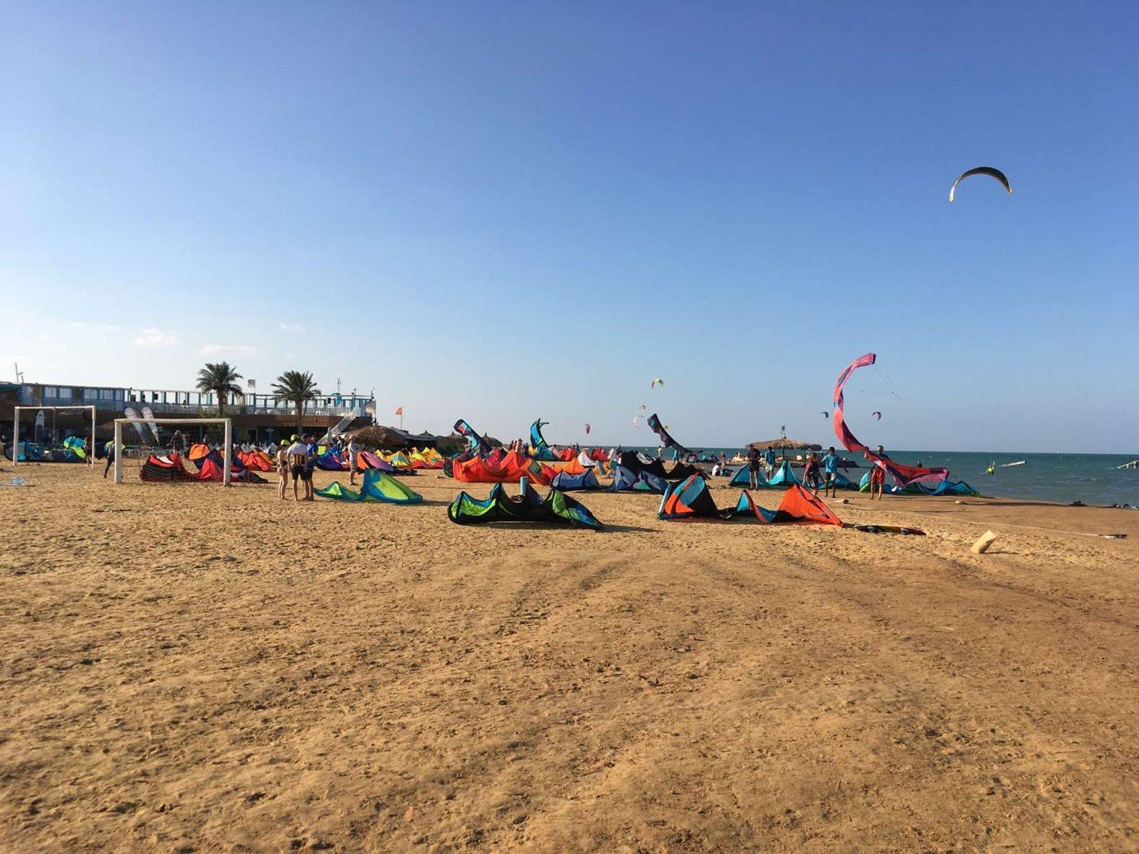 Jak se (ne)ztratit na moři - Hurghada kite pláž