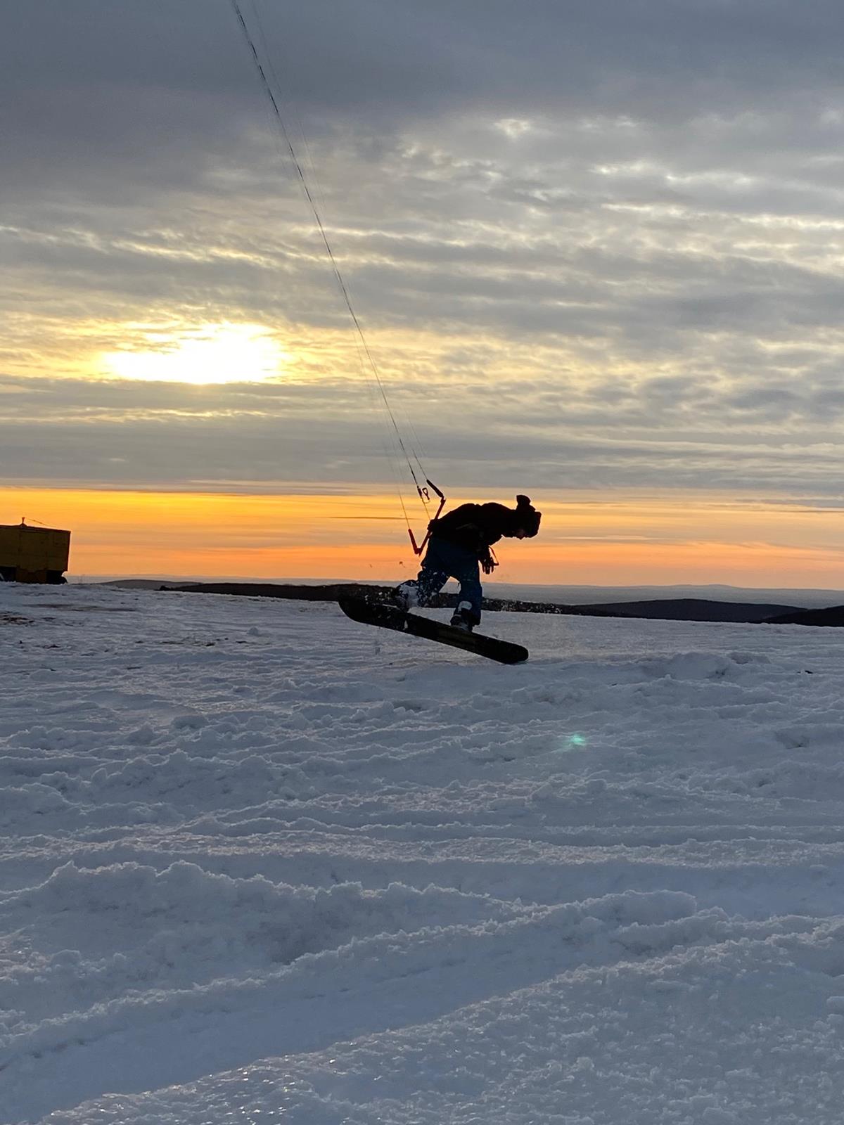kite Flysurfer Peak4 recenze - unhook snowkiting