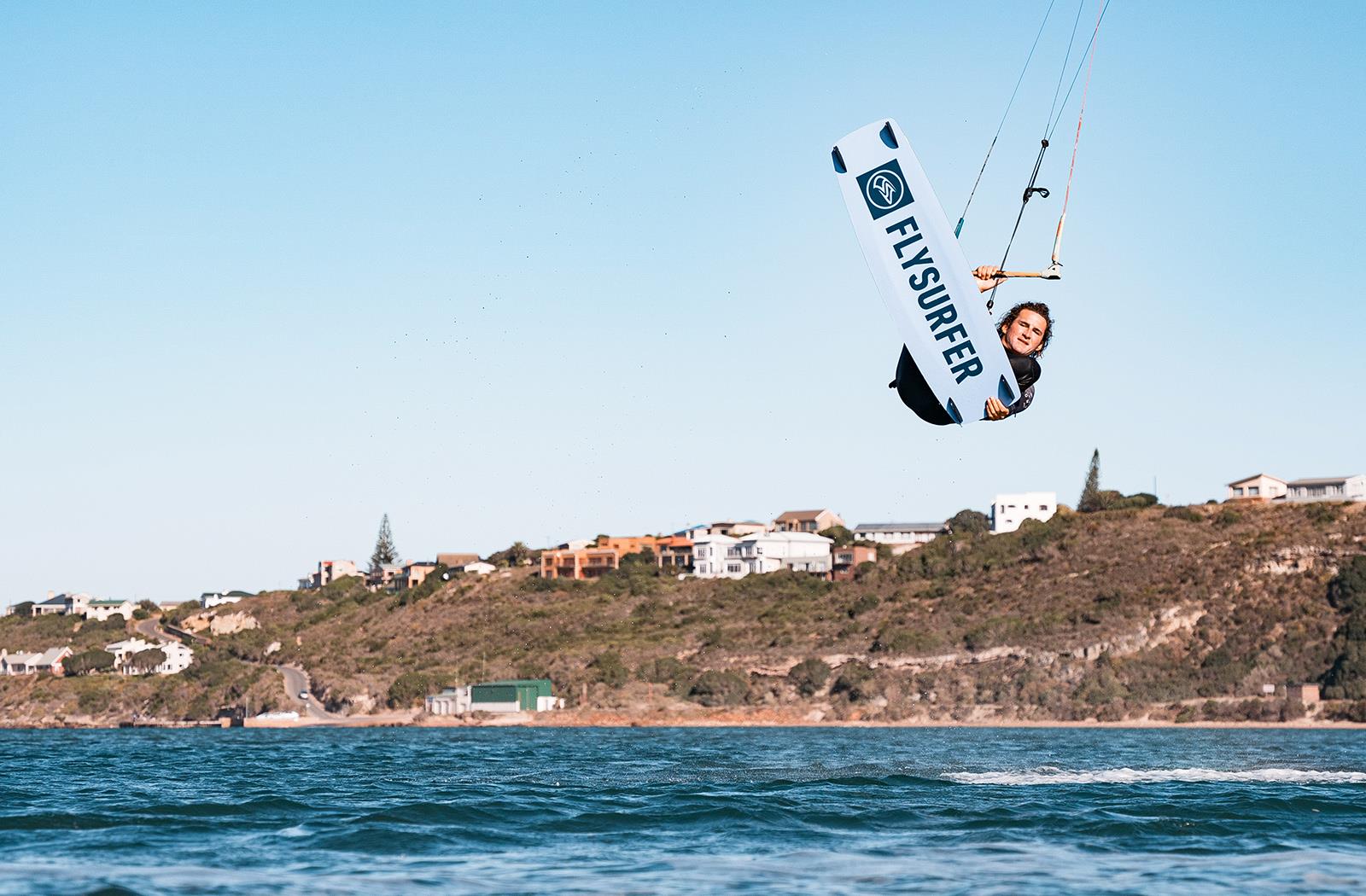Flysurfer zvedá ceny - kiteboard Flysurfer Flow